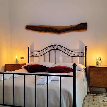 Bed and Breakfast Le Scale Di Pietra Conversano Exterior foto